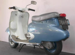 http://www.nzclassicmotorcycles.co.nz/wp-content/uploads/sites/161/2014/06/p-18816-1965_Triumph_Tigress_250_165_Rear_L_Side.jpg
